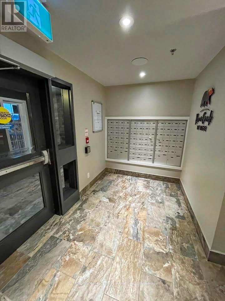 413 - 54 Koda Street, Barrie, Ontario  L9J 0J6 - Photo 4 - S12648738