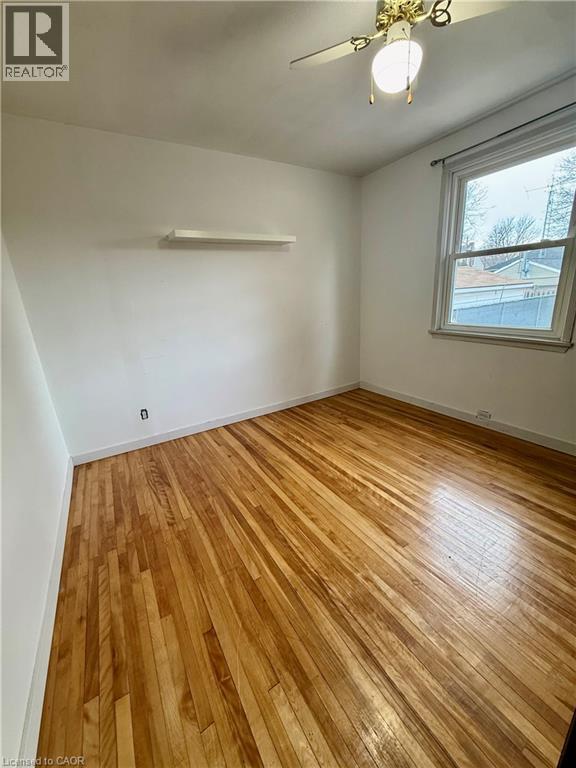 194 East 15th Street, Hamilton, Ontario  L9A 4G2 - Photo 6 - 40794749