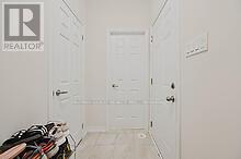 27 Minnock Street, Caledon, Ontario  L7C 1Z9 - Photo 6 - W12648704