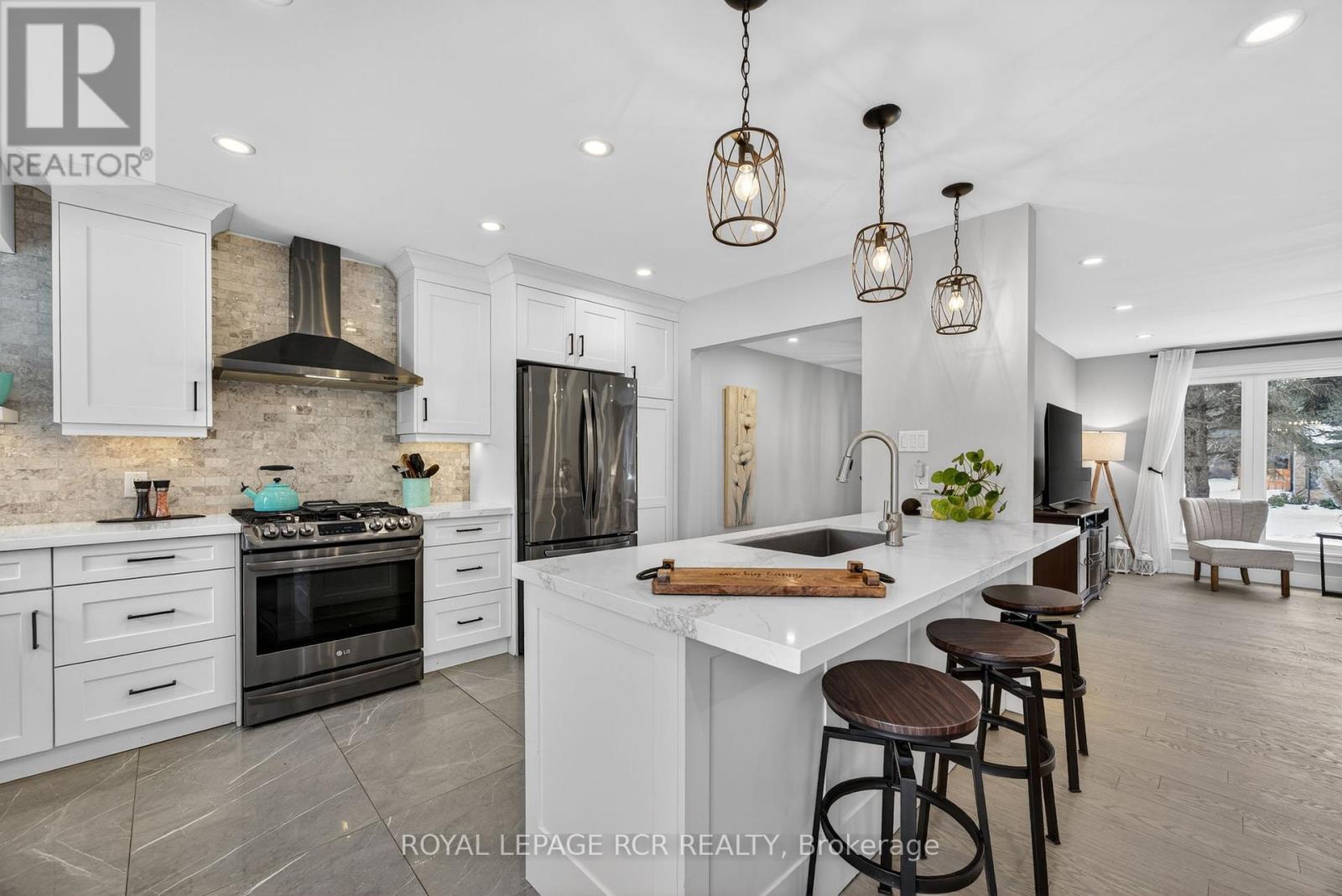 17 Arlow Road, Caledon, Ontario  L7K 0A5 - Photo 12 - W12648712