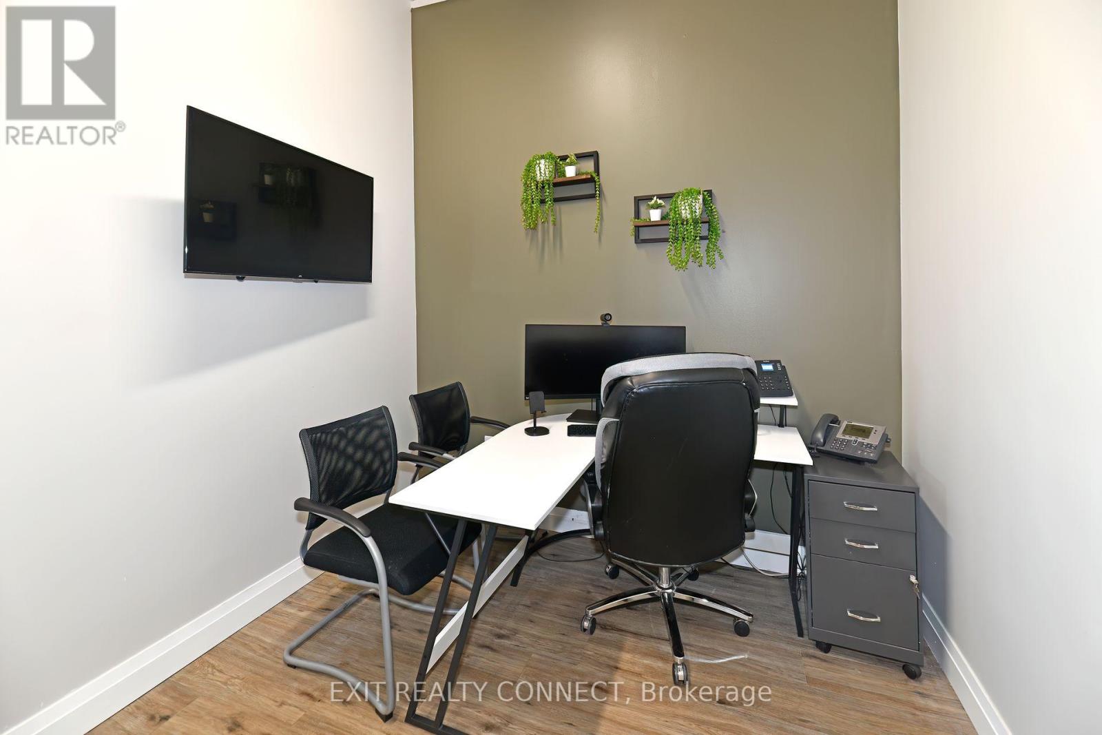 209 - 3485 Rebecca Street, Oakville, Ontario  L6L 6X9 - Photo 8 - W12648724