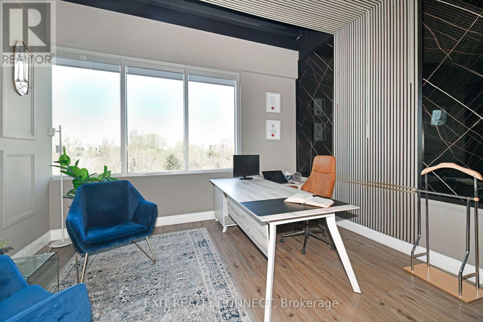 208 - 3485 Rebecca Street, Oakville, Ontario  L6L 6X9 - Photo 4 - W12648736