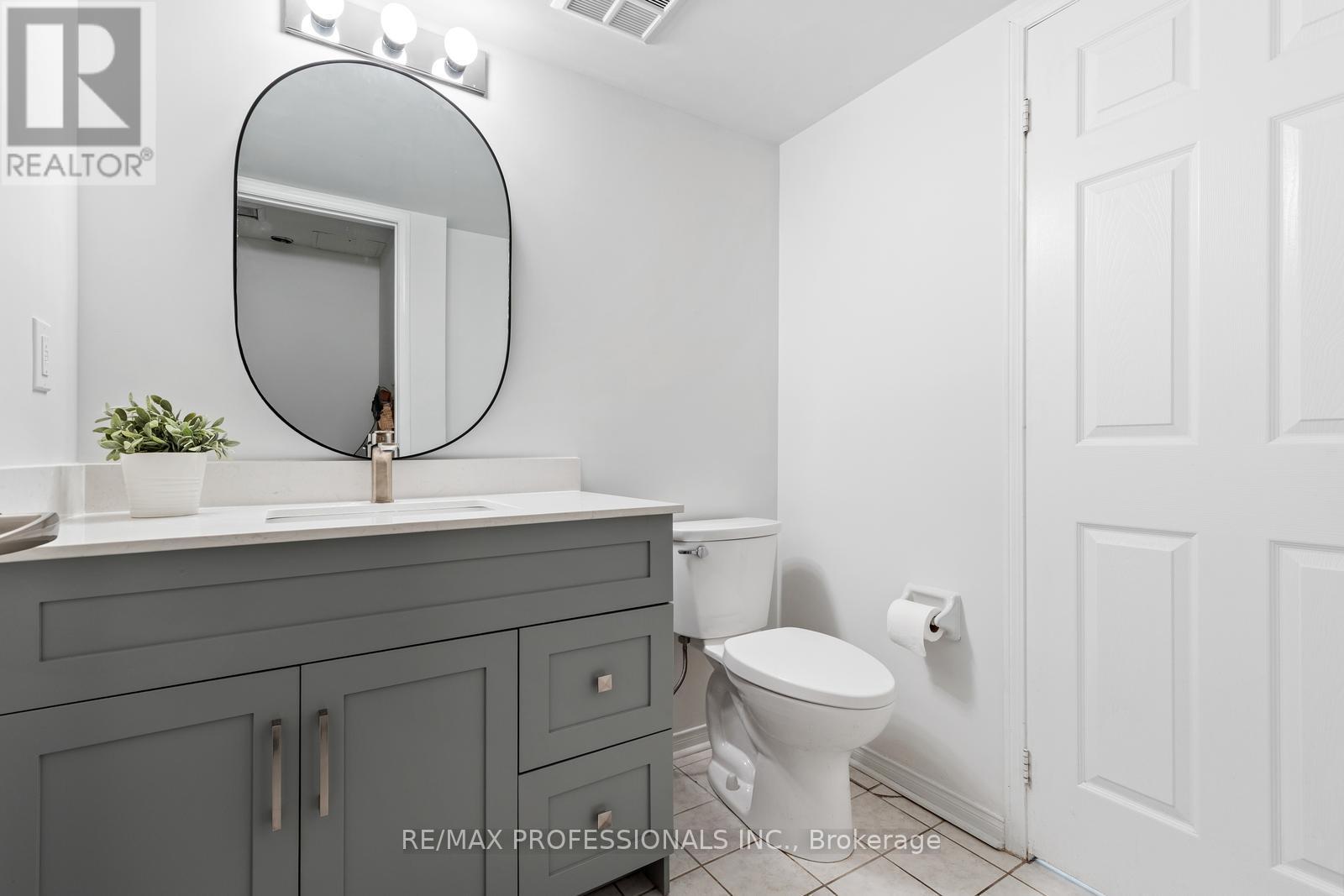 104 - 3400 Lake Shore Boulevard W, Toronto, Ontario  M8W 4Z9 - Photo 21 - W12648750