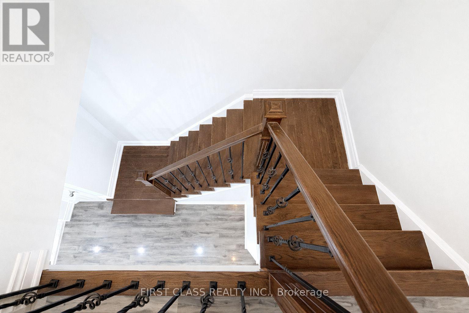 3280 Pilcom Crescent, Mississauga, Ontario  L5B 3X5 - Photo 10 - W12648760