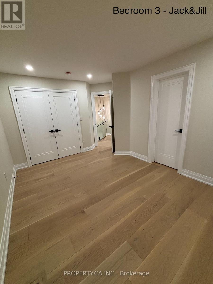 Main - 5316 Russell View Road, Mississauga, Ontario  L5M 5V8 - Photo 24 - W12648764