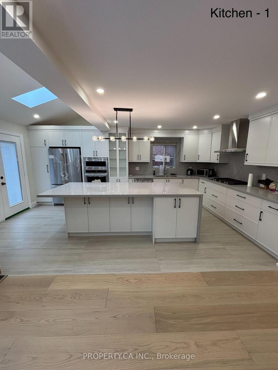 Main - 5316 Russell View Road, Mississauga, Ontario  L5M 5V8 - Photo 6 - W12648764