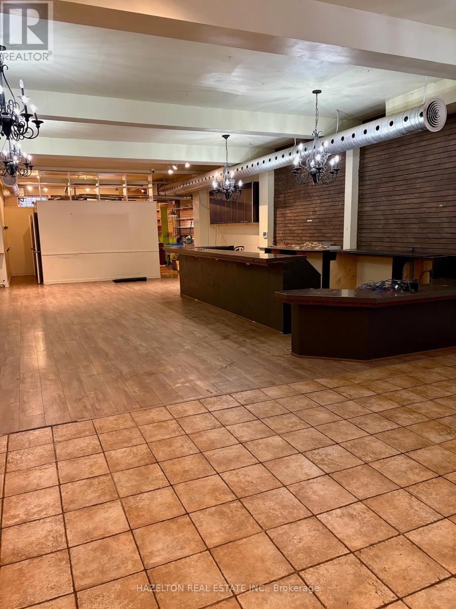 3029 Lake Shore Boulevard W, Toronto, Ontario  M8V 1K5 - Photo 3 - W12646654