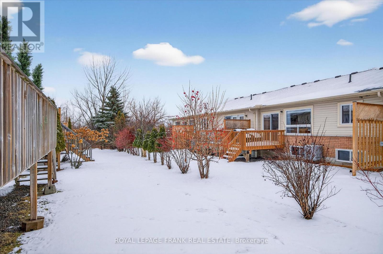 12 - 877 Wentworth Street, Peterborough, Ontario  K9J 8R7 - Photo 8 - X12572750