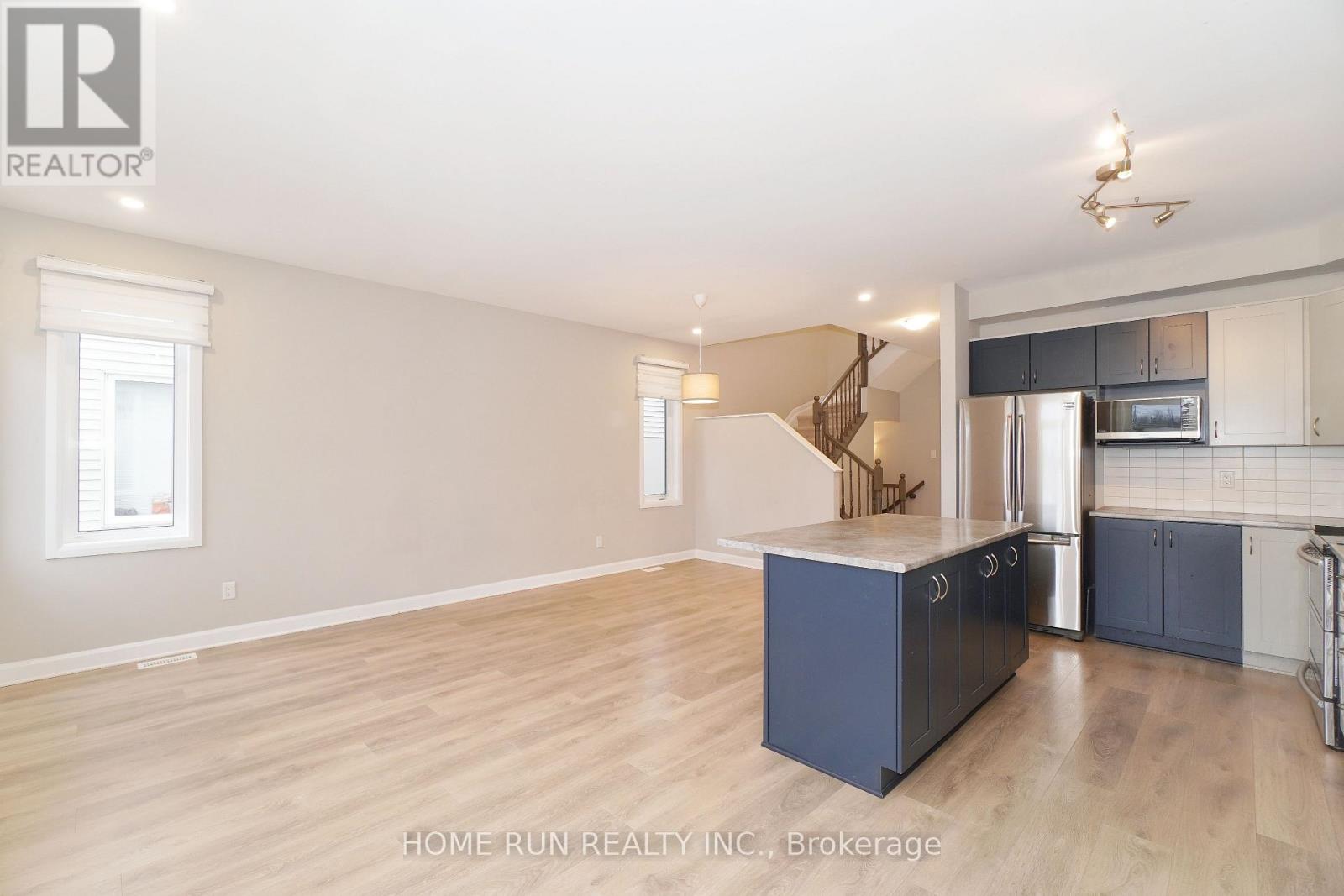 153 Bending Way, Ottawa, Ontario  K2J 6N9 - Photo 10 - X12648792