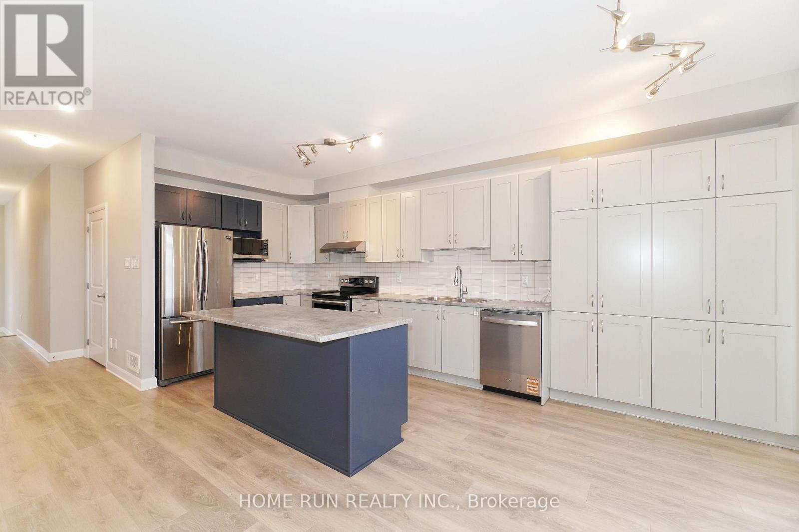 153 Bending Way, Ottawa, Ontario  K2J 6N9 - Photo 15 - X12648792