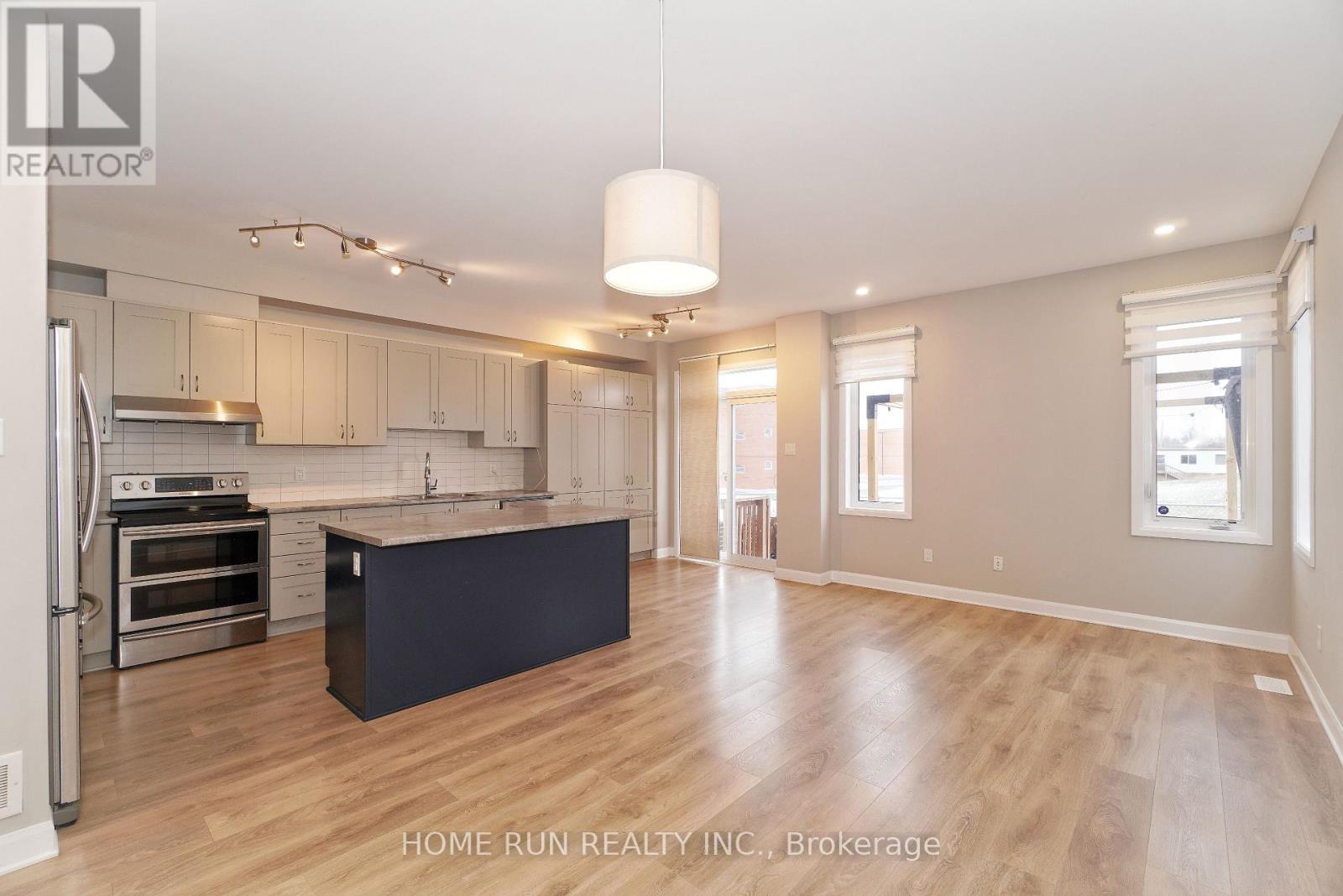 153 Bending Way, Ottawa, Ontario  K2J 6N9 - Photo 6 - X12648792