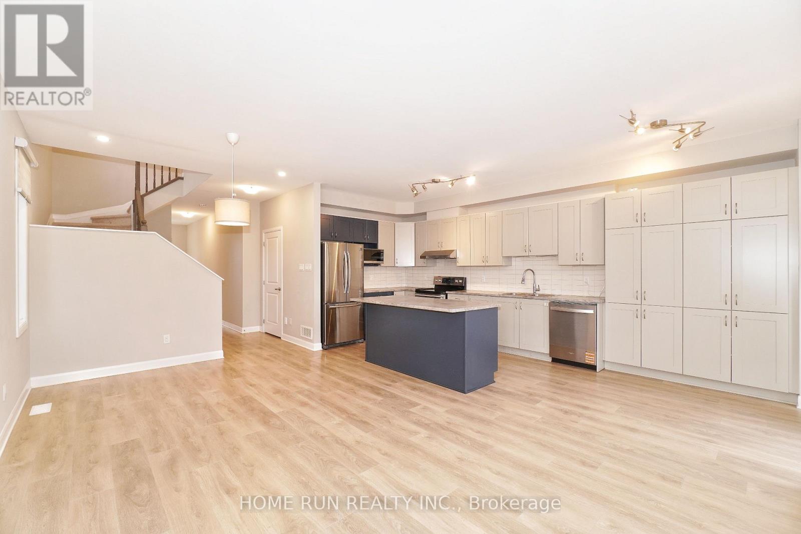 153 Bending Way, Ottawa, Ontario  K2J 6N9 - Photo 8 - X12648792