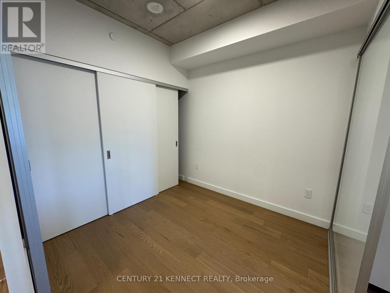 302 - 1720 Bayview Avenue, Toronto, Ontario  M4G 3C4 - Photo 4 - C12648544