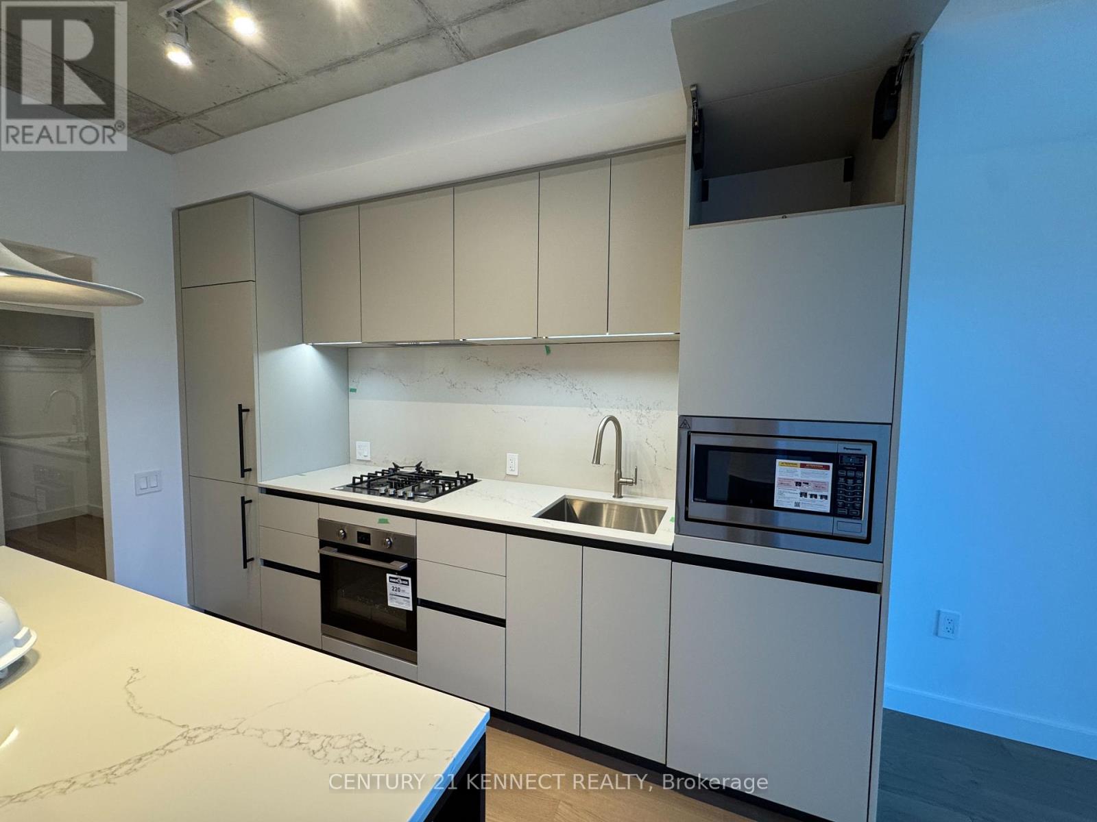 302 - 1720 Bayview Avenue, Toronto, Ontario  M4G 3C4 - Photo 18 - C12648544