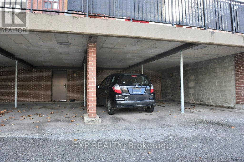 2 - 17 Gibson Drive, Kitchener, Ontario  N2B 2P3 - Photo 48 - X12588252