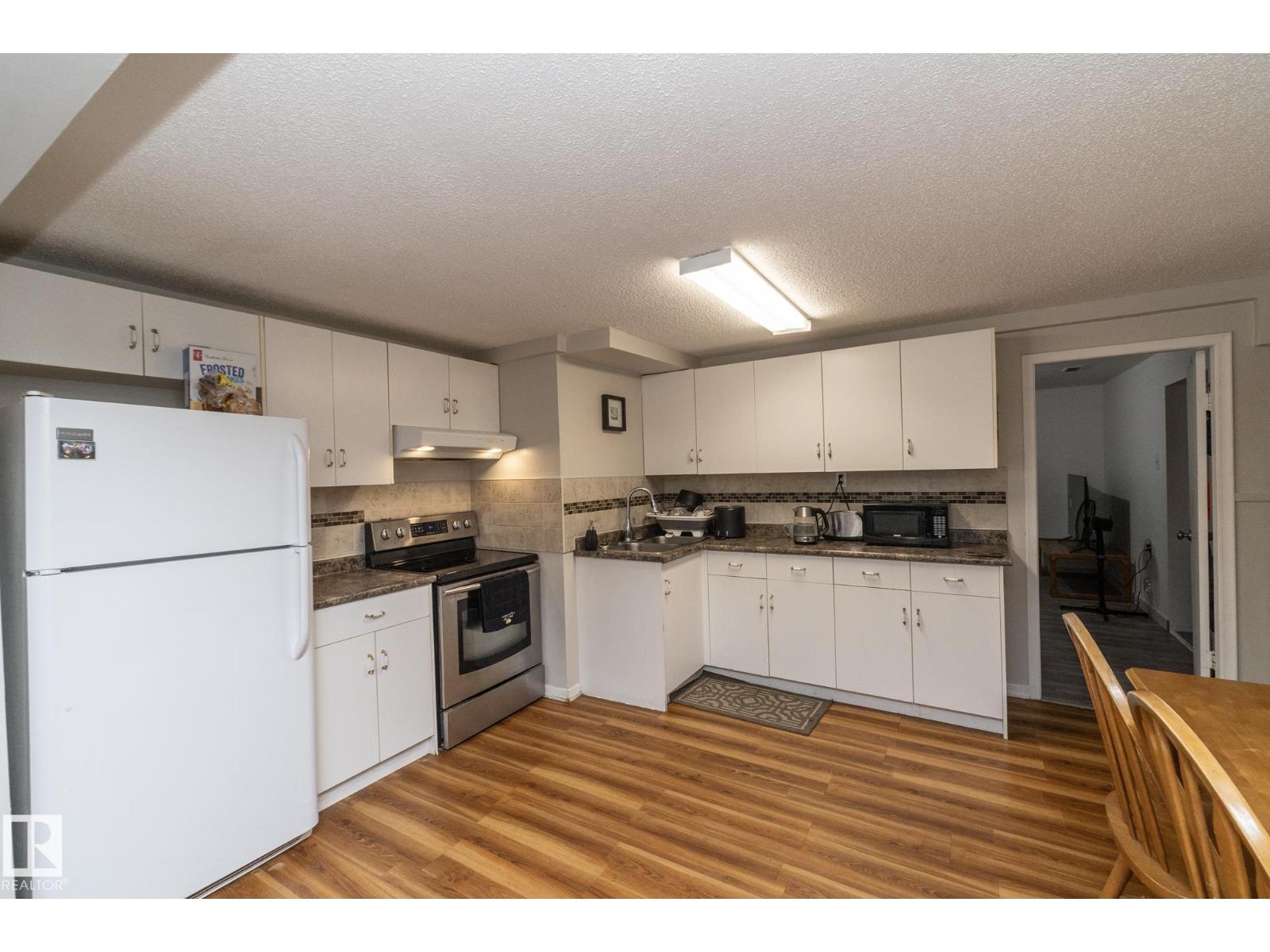 3418 120 Av Nw, Edmonton, Alberta  T5W 1K2 - Photo 5 - E4464284