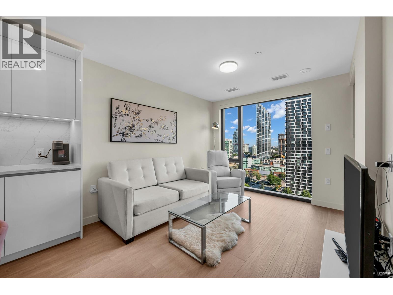 1601 5987 Wilson Avenue, Burnaby, British Columbia  V5H 0L7 - Photo 3 - R3072483