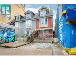 811 BLOOR STREET W, Toronto, Ontario