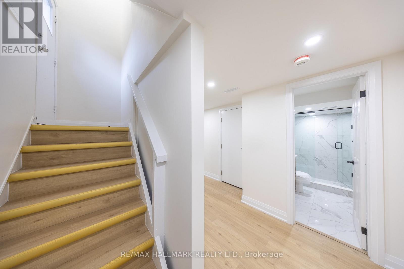 Bsmt - 154 Fitzgibbon Avenue, Toronto, Ontario  M1K 4A8 - Photo 3 - E12648794