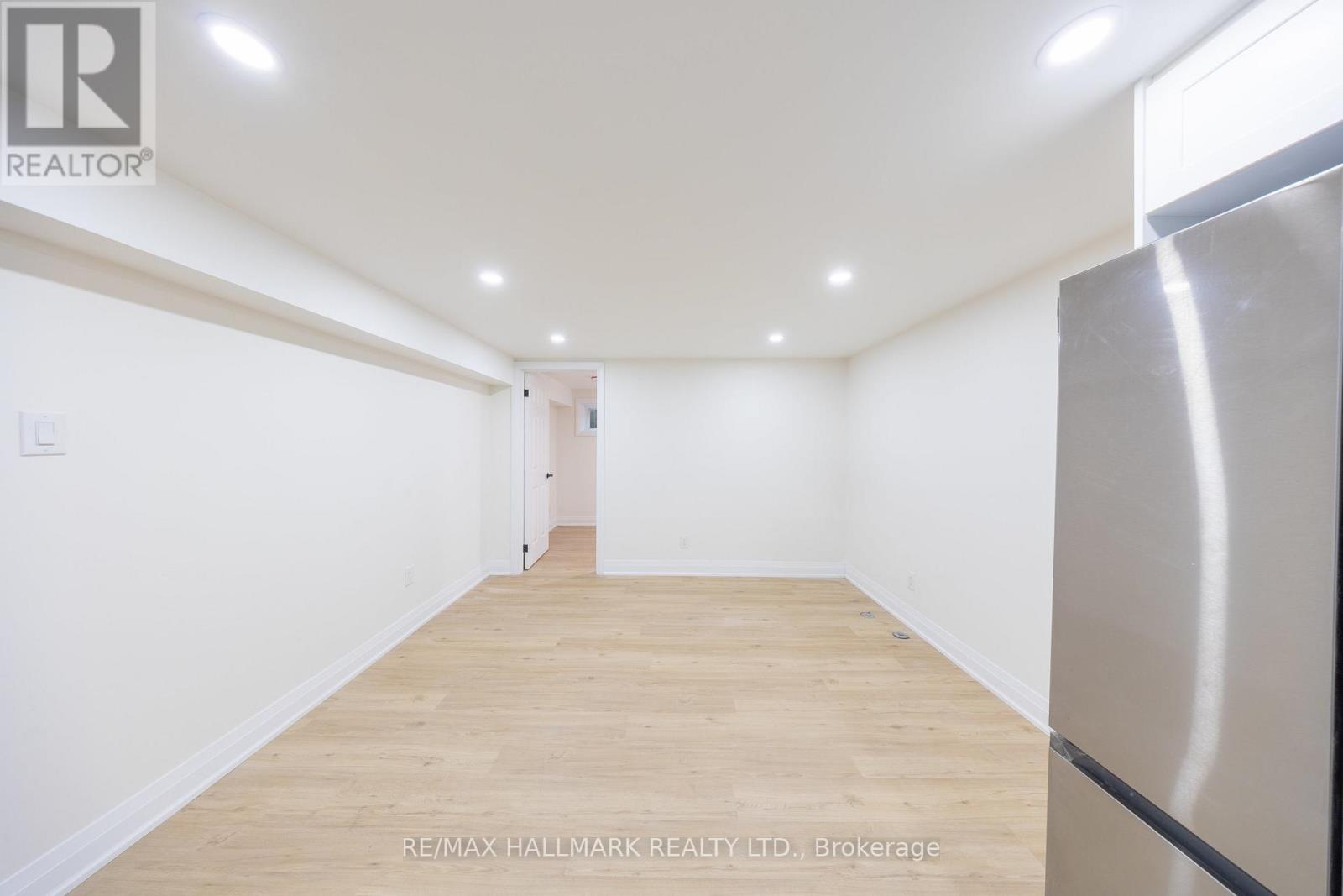 Bsmt - 154 Fitzgibbon Avenue, Toronto, Ontario  M1K 4A8 - Photo 5 - E12648794