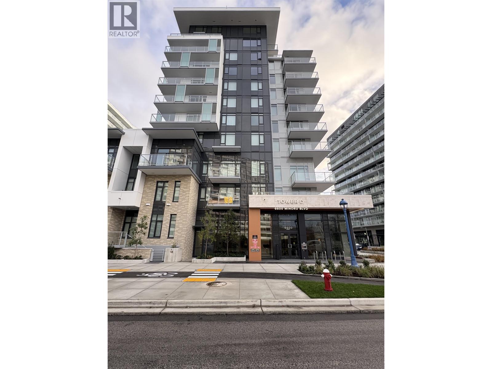 916 6600 MINORU BOULEVARD, Richmond, British Columbia
