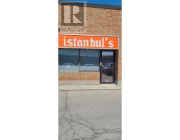 15 - 8 STRATHEARN AVENUE, Brampton, Ontario