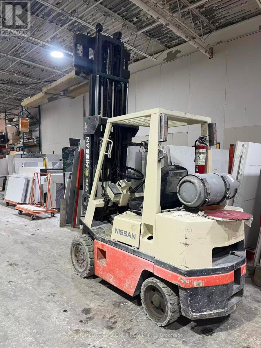 1 - 235 Eddystone Avenue, Toronto, Ontario  M3N 1H5 - Photo 8 - W12648774