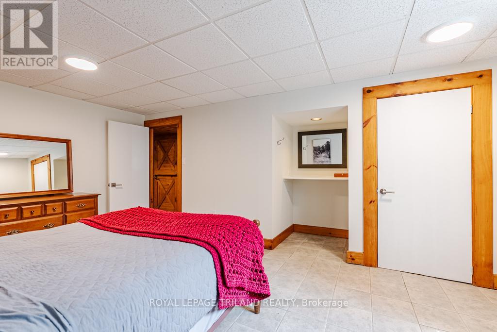 42420 Ron Mcneil Line, Central Elgin, Ontario  N5P 3T1 - Photo 37 - X12648812