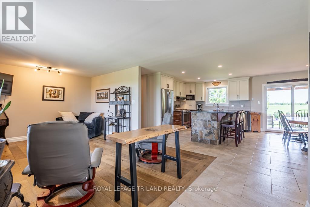 42420 Ron Mcneil Line, Central Elgin, Ontario  N5P 3T1 - Photo 8 - X12648812