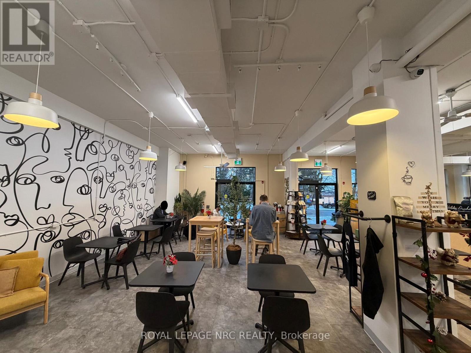 4 - 1397 York Road, Niagara-On-The-Lake, Ontario  L0S 1J1 - Photo 7 - X12647668