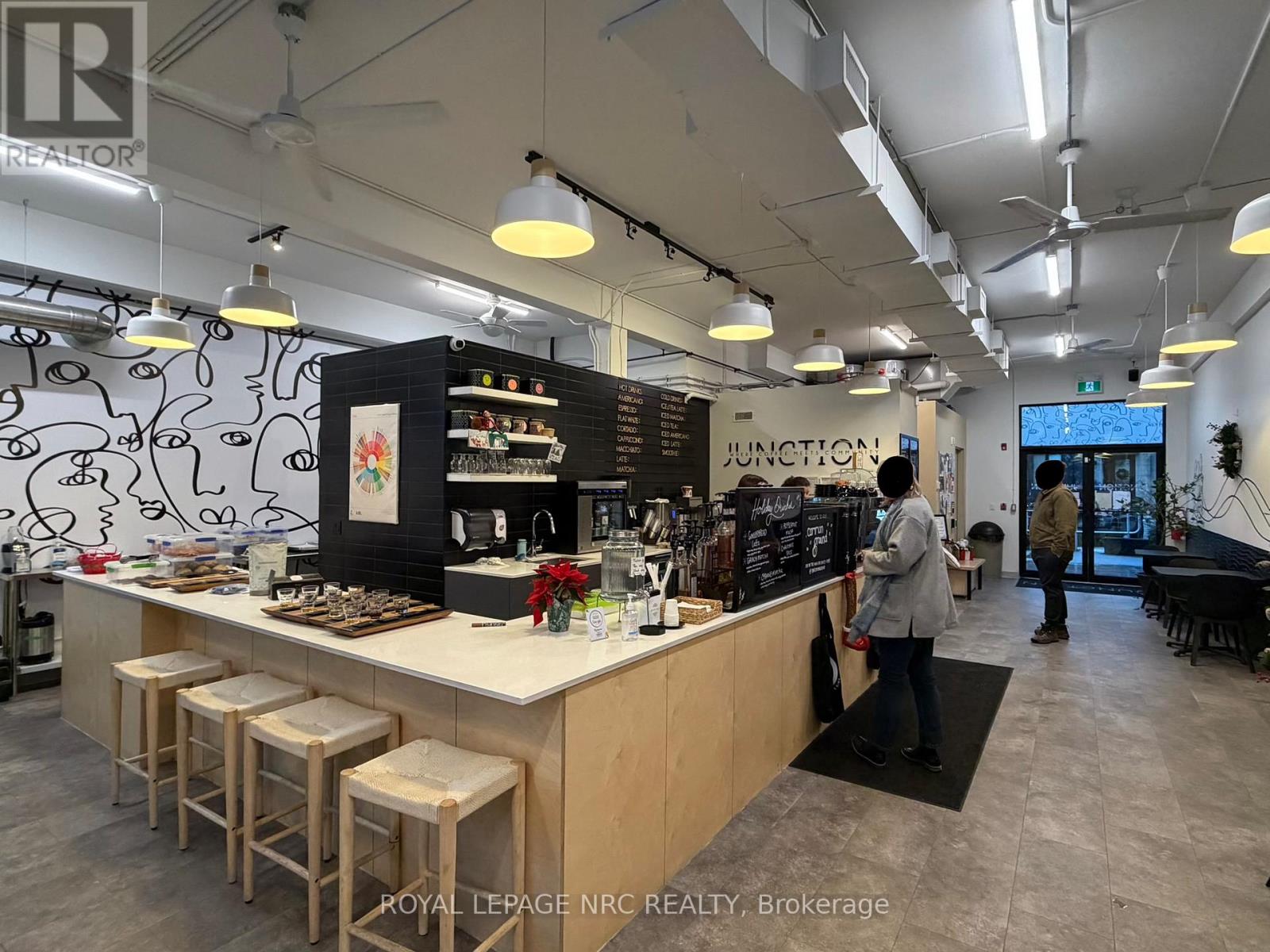 4 - 1397 York Road, Niagara-On-The-Lake, Ontario  L0S 1J1 - Photo 8 - X12647668