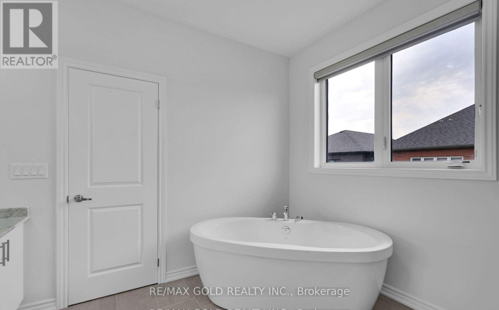 12 Vincena Road, Caledon, Ontario  L7C 1Z9 - Photo 35 - W12616122