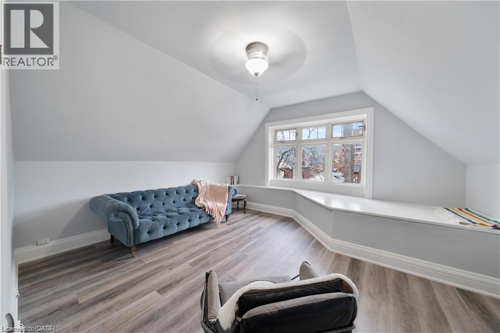 120 Robinson Street, Hamilton, Ontario  L8P 1Z4 - Photo 2 - 40794989