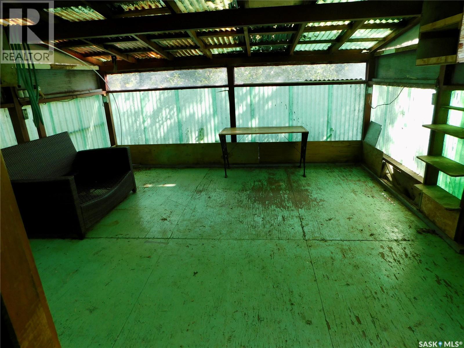 214 2nd Street E, Lafleche, Saskatchewan  S0H 3R0 - Photo 11 - SK995963