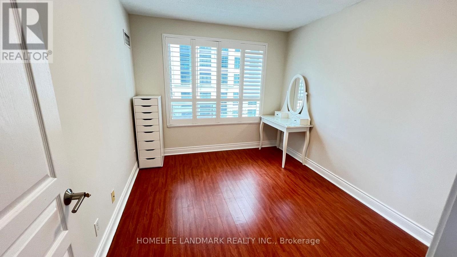 303 - 30 Clegg Road, Markham, Ontario  L6G 0B4 - Photo 13 - N12648824