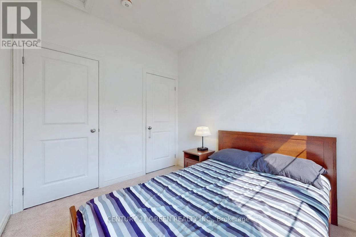 17 Haymarket Drive, Brampton, Ontario  L7A 5C3 - Photo 17 - W12648816