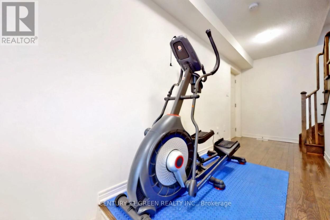 17 Haymarket Drive, Brampton, Ontario  L7A 5C3 - Photo 26 - W12648816