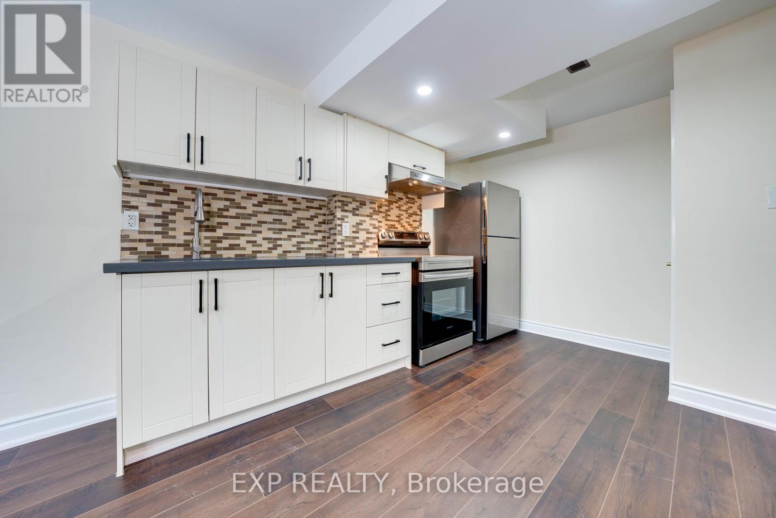 42 Arrowpoint Drive, Brampton, Ontario  L6Y 0Y8 - Photo 41 - W12648818