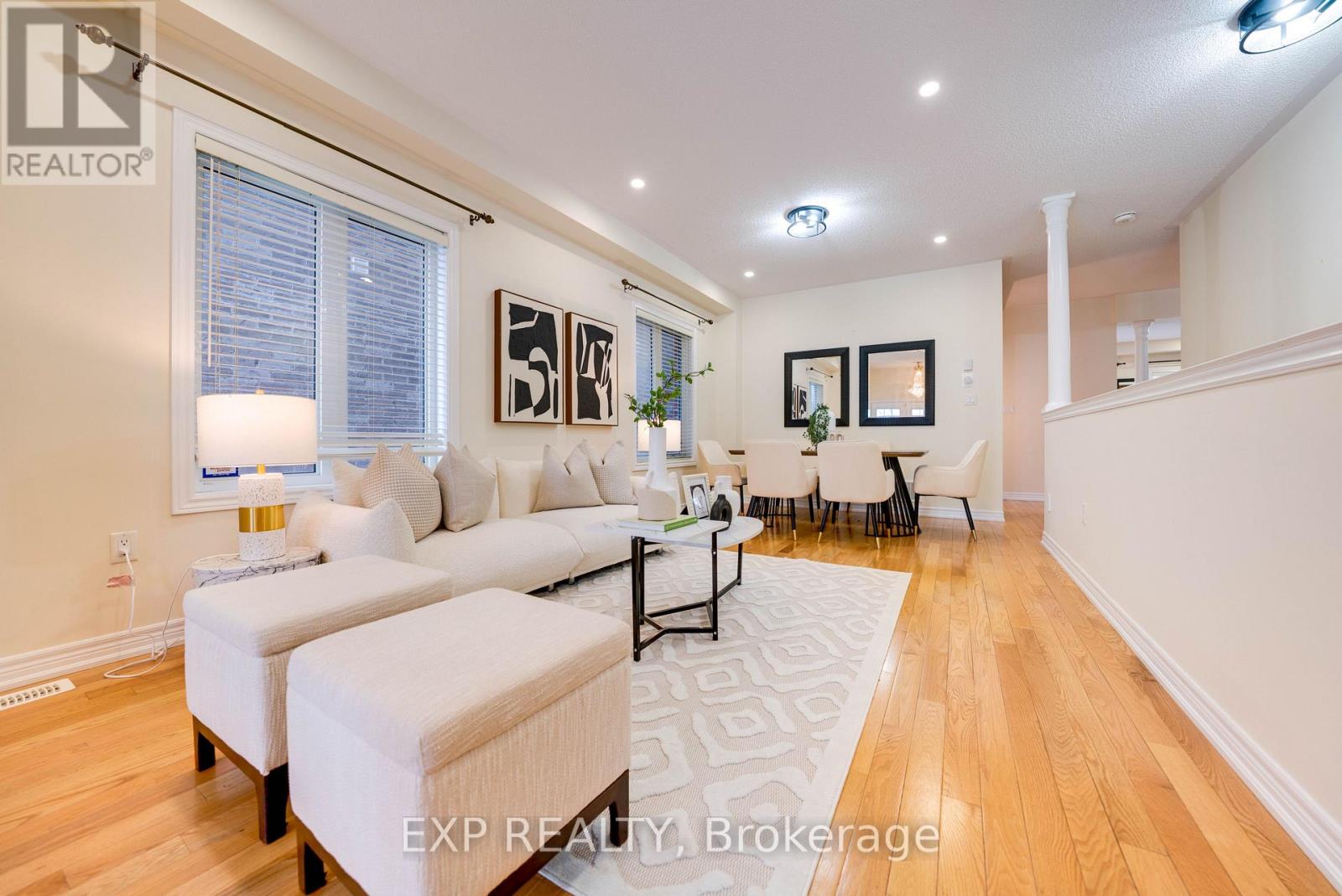 42 Arrowpoint Drive, Brampton, Ontario  L6Y 0Y8 - Photo 6 - W12648818