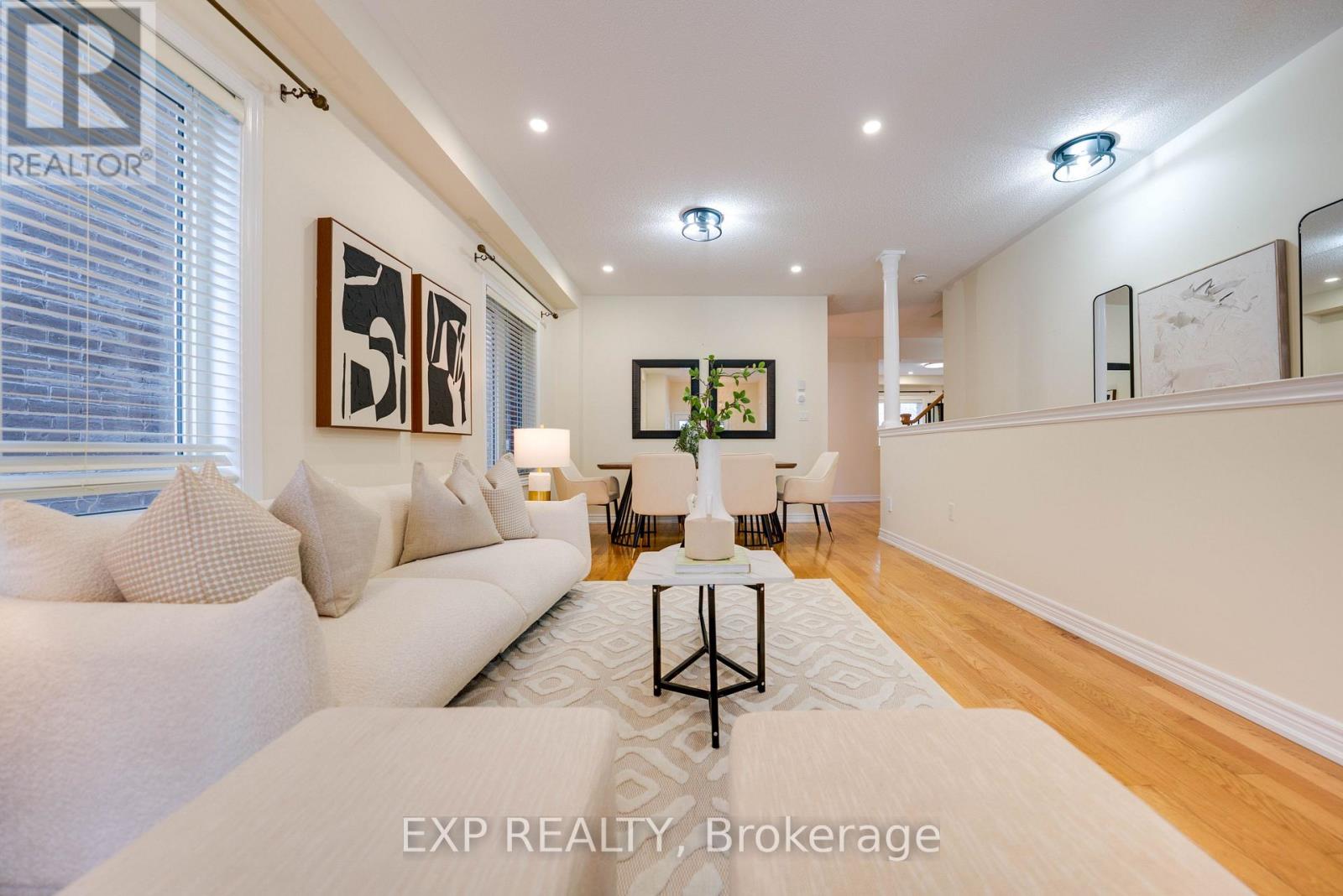 42 Arrowpoint Drive, Brampton, Ontario  L6Y 0Y8 - Photo 7 - W12648818