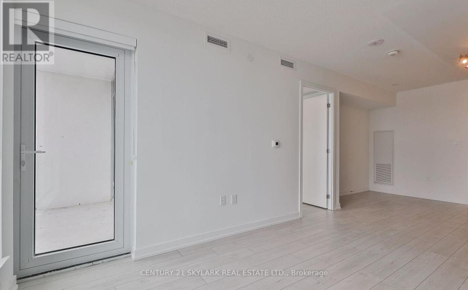 #411 - 556 Marlee Avenue, Toronto, Ontario  M6B 0B1 - Photo 19 - W12648838