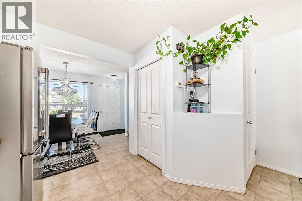 115 Saddlebrook Point Ne, Calgary, Alberta  T3J 0K3 - Photo 15 - A2258442