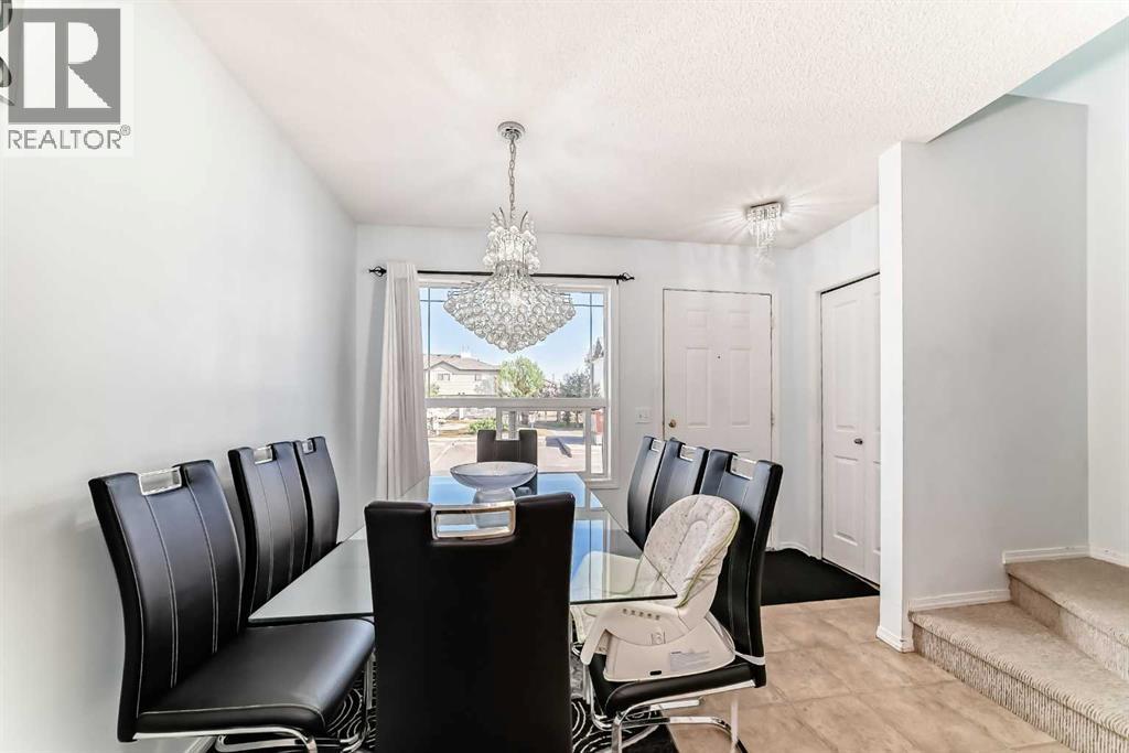 115 Saddlebrook Point Ne, Calgary, Alberta  T3J 0K3 - Photo 5 - A2258442