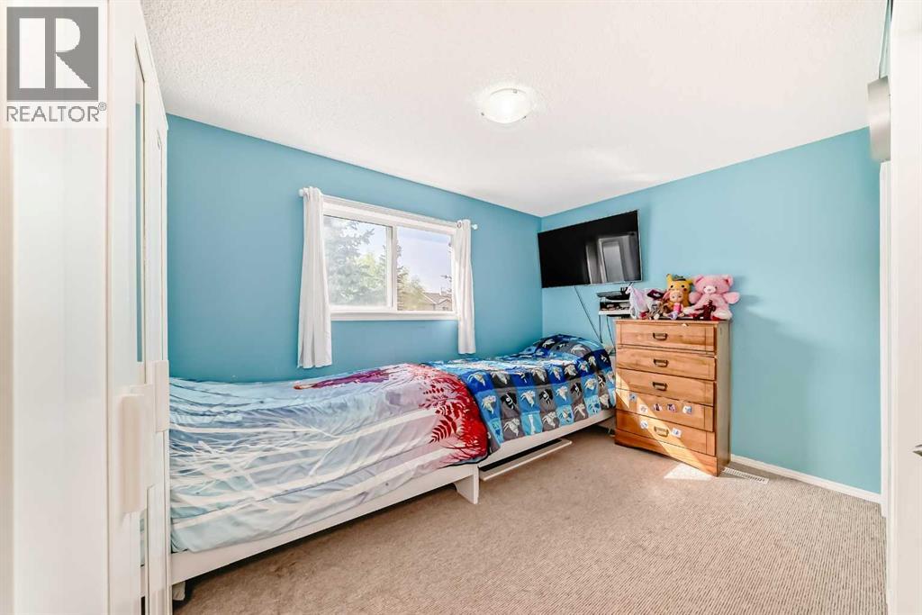 115 Saddlebrook Point Ne, Calgary, Alberta  T3J 0K3 - Photo 20 - A2258442