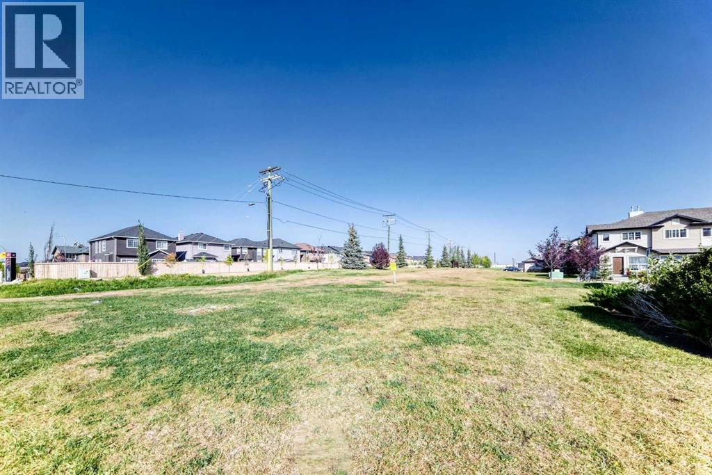 115 Saddlebrook Point Ne, Calgary, Alberta  T3J 0K3 - Photo 33 - A2258442