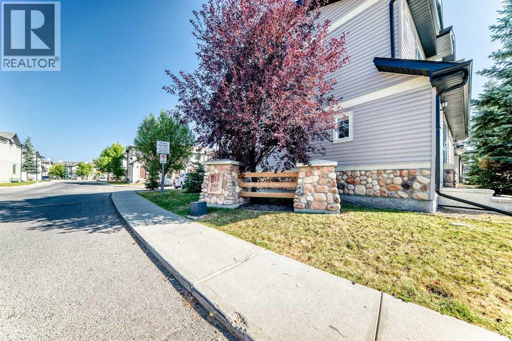 115 Saddlebrook Point Ne, Calgary, Alberta  T3J 0K3 - Photo 36 - A2258442