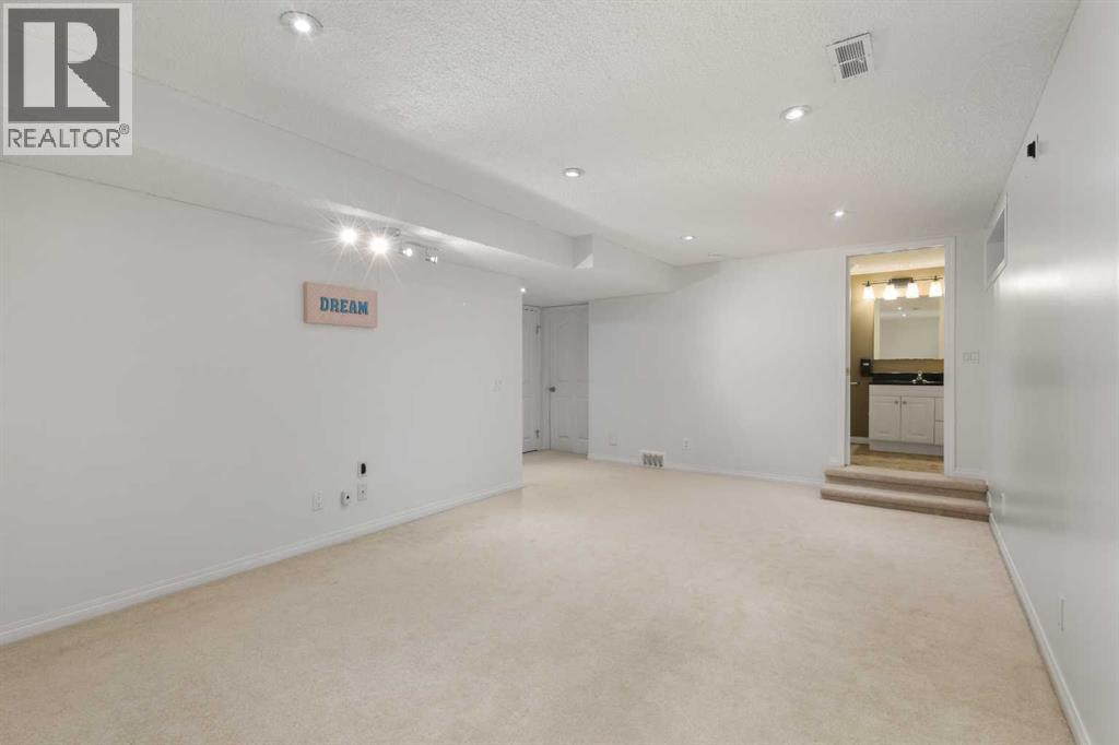 271 Coventry Green Ne, Calgary, Alberta  T3K 4M3 - Photo 27 - A2275872