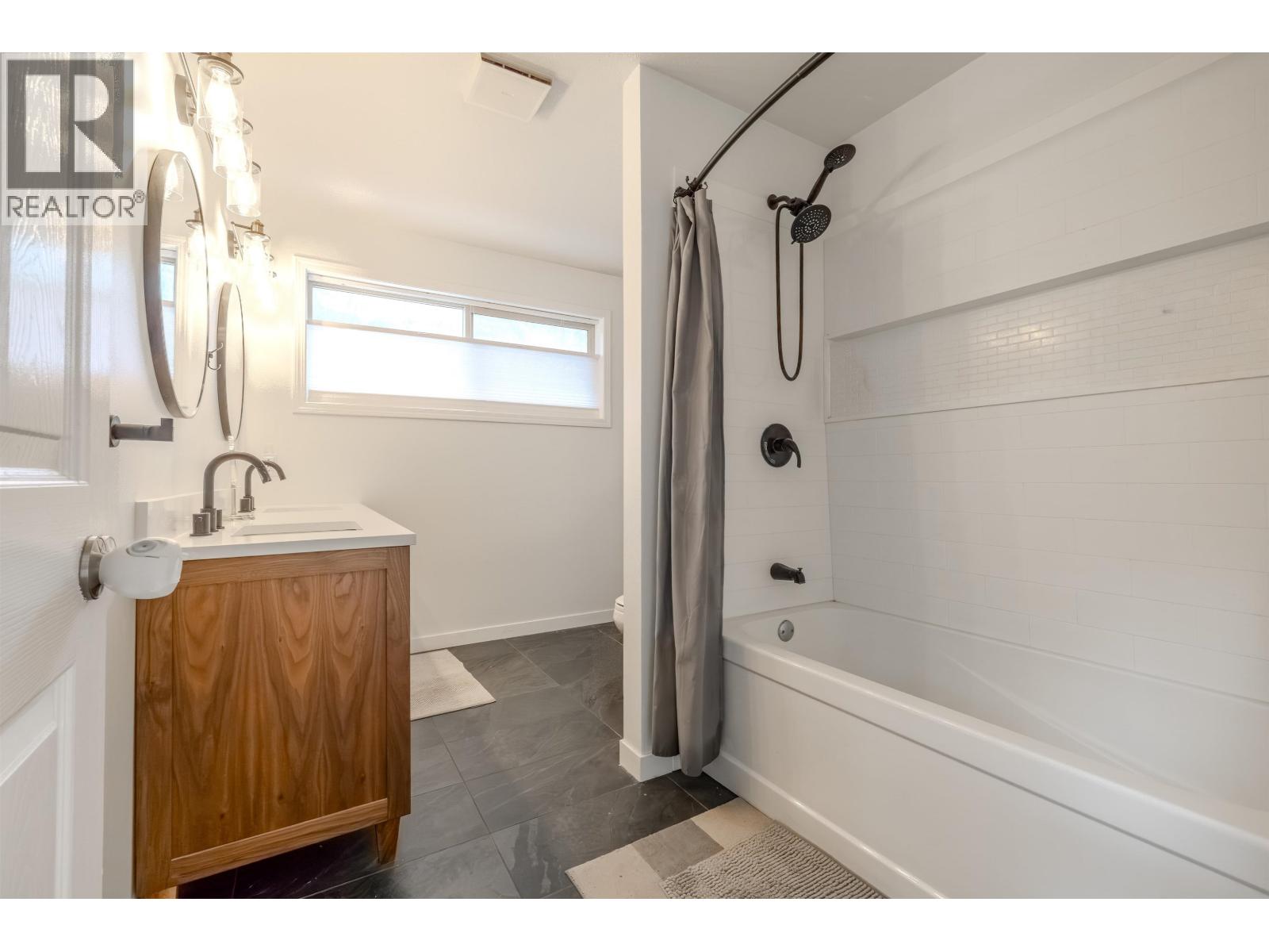 7 1158 Carmel Place, Squamish, British Columbia  V0N 1H0 - Photo 14 - R3064181