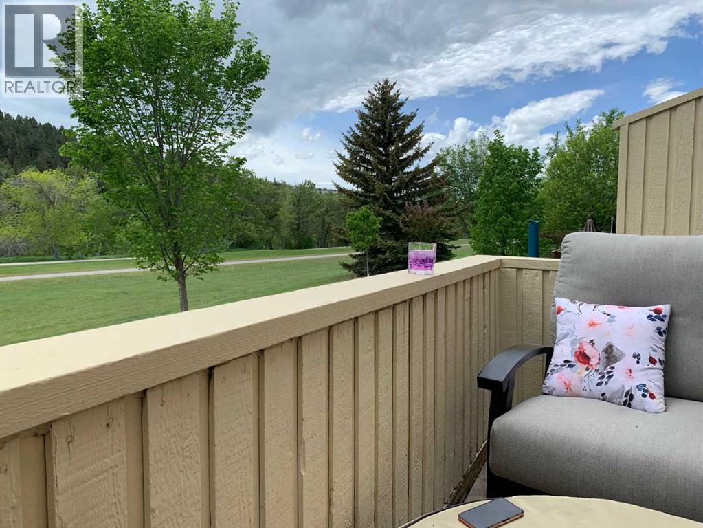 344 Point Mckay Gardens Nw, Calgary, Alberta  T3B 4V8 - Photo 28 - A2275896