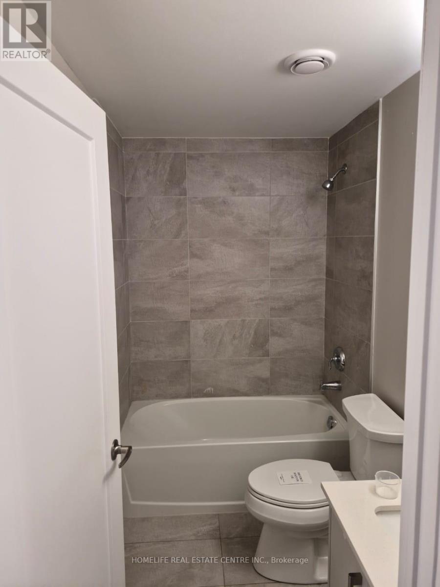 G2 - 20 Palace Street, Kitchener, Ontario  N2E 0J3 - Photo 7 - X12648842